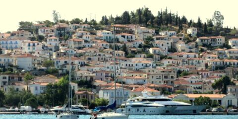 Poros